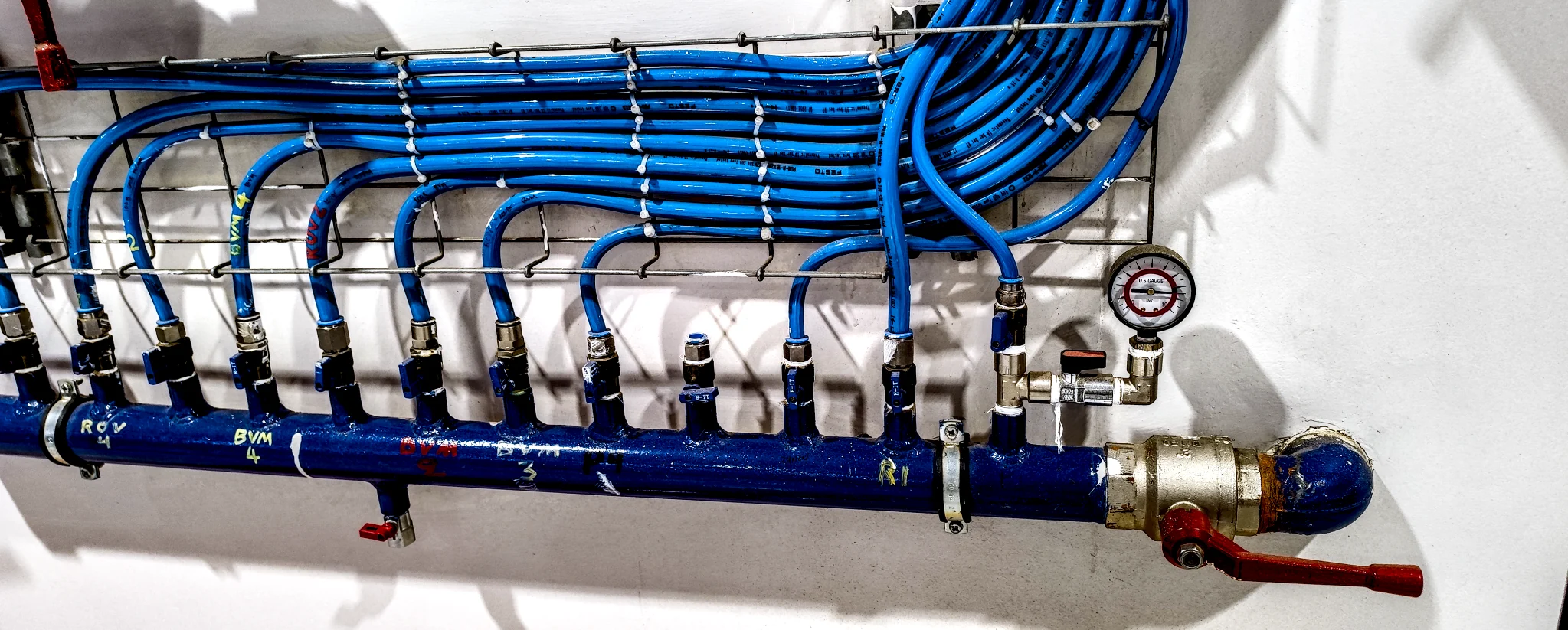 Υδρονομικός συλλέκτης και διανομή κυκλωμάτων για HVAC ή υδραυλική εγκατάσταση